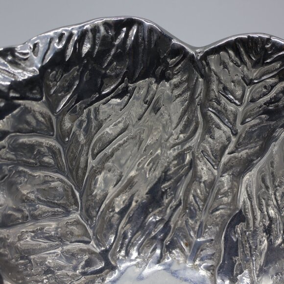 Gorgeous Metal Lettuce Bowl - Might Be New! - Picture 3 of 7